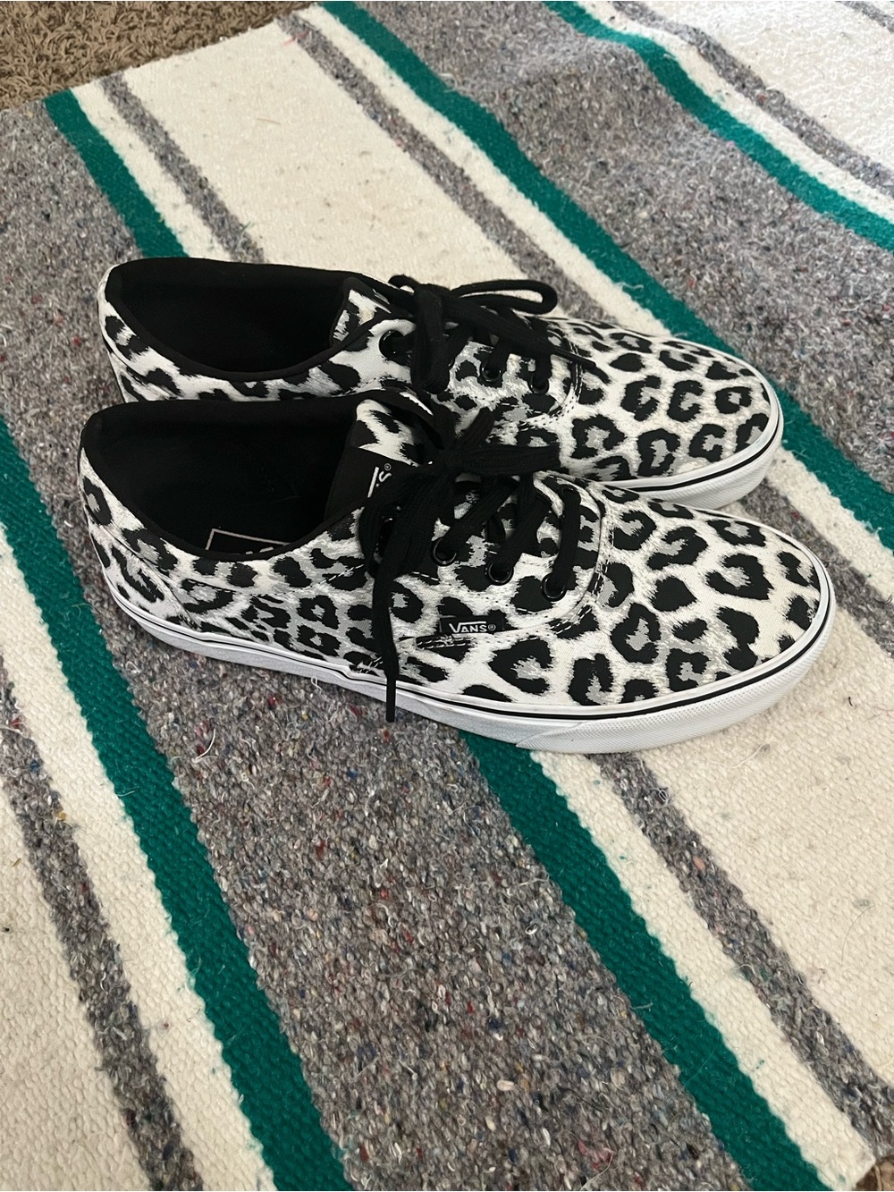 Vans Doheny Snow Leopard Black White Classic Sneakers Women’s Size 10 - Picture 7 of 11